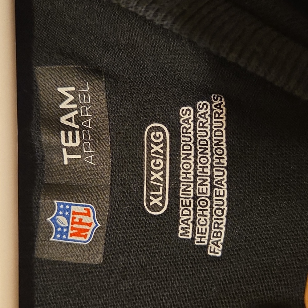 Black Short-sleeve Las Vegas Raiders Logo Tee-shirt - Picture 3 of 5